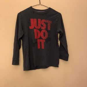 3/$10 Kids Nike “Just do it” long sleeve